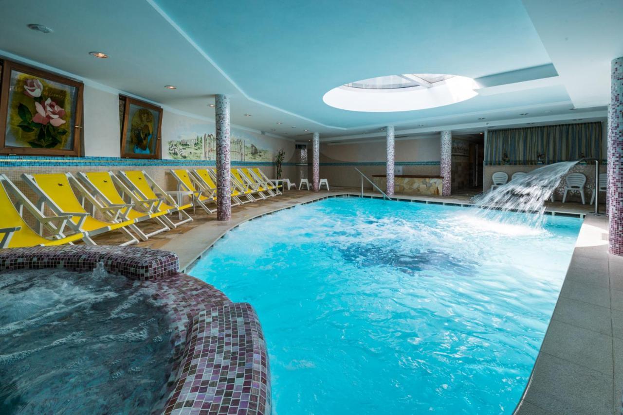 Hotel Rosa Degli Angeli Peio Fonti Kültér fotó